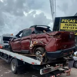SUCATAFiat Toro 2018 1.8 16v Freedom Flex 4x2 Aut. 4p  PARA RETIRADA DE PEÇAS