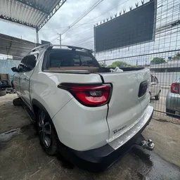 SUCATA Fiat Toro 2019 2.0 Volcano 4x4 Aut. 4p PARA RETIRADA DE PEÇAS