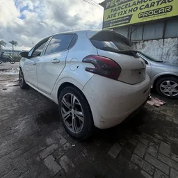 SUCATAPeugeot 208 2017 1.6 Thp 16v Gt Flex 5p  PARA RETIRADA DE PEÇAS